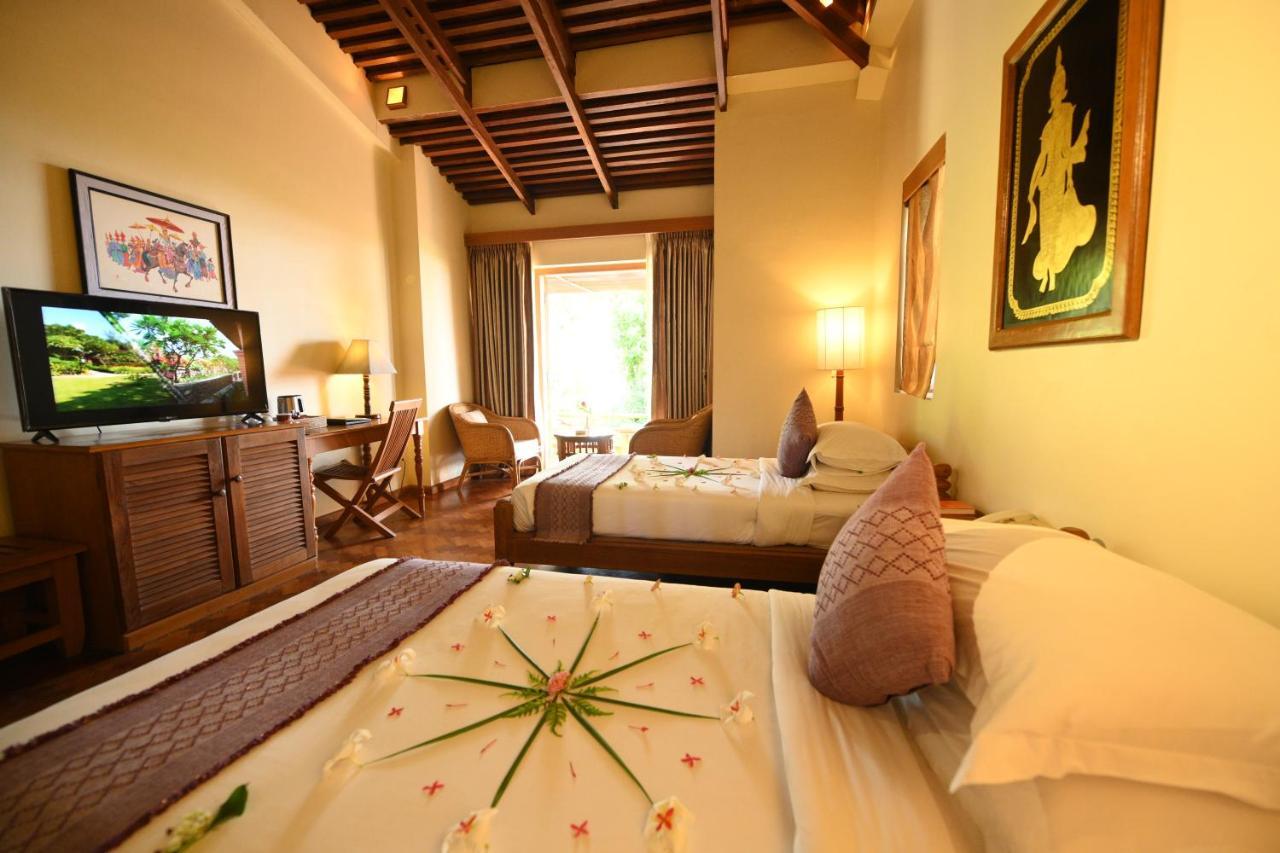 Aye Yar River View Resort Bagan Exterior foto