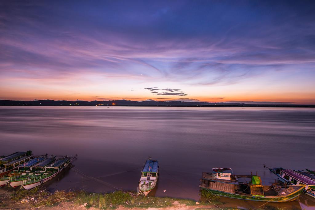Aye Yar River View Resort Bagan Exterior foto