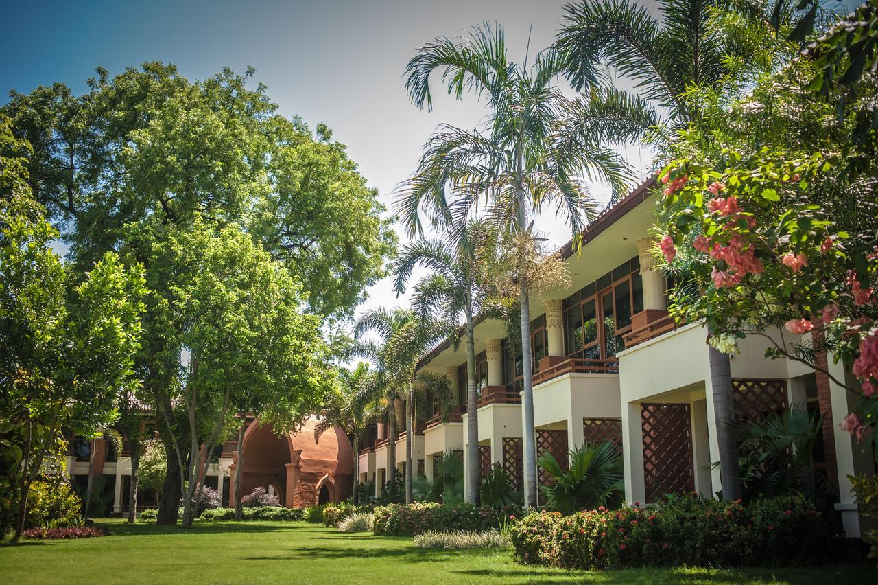 Aye Yar River View Resort Bagan Exterior foto