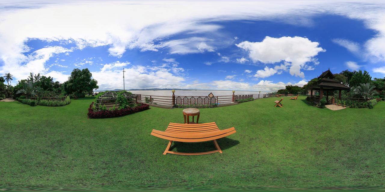 Aye Yar River View Resort Bagan Exterior foto